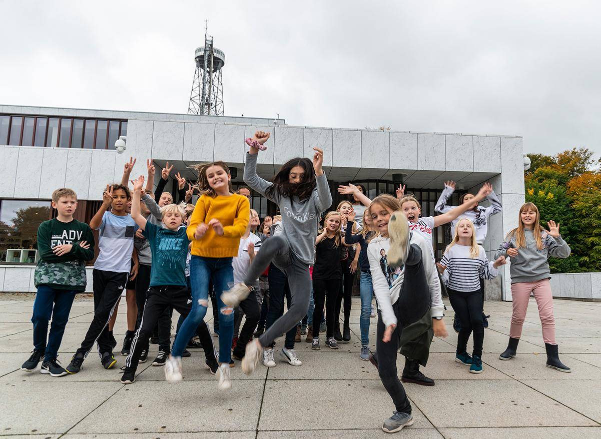 Foto af Sehgal og børn