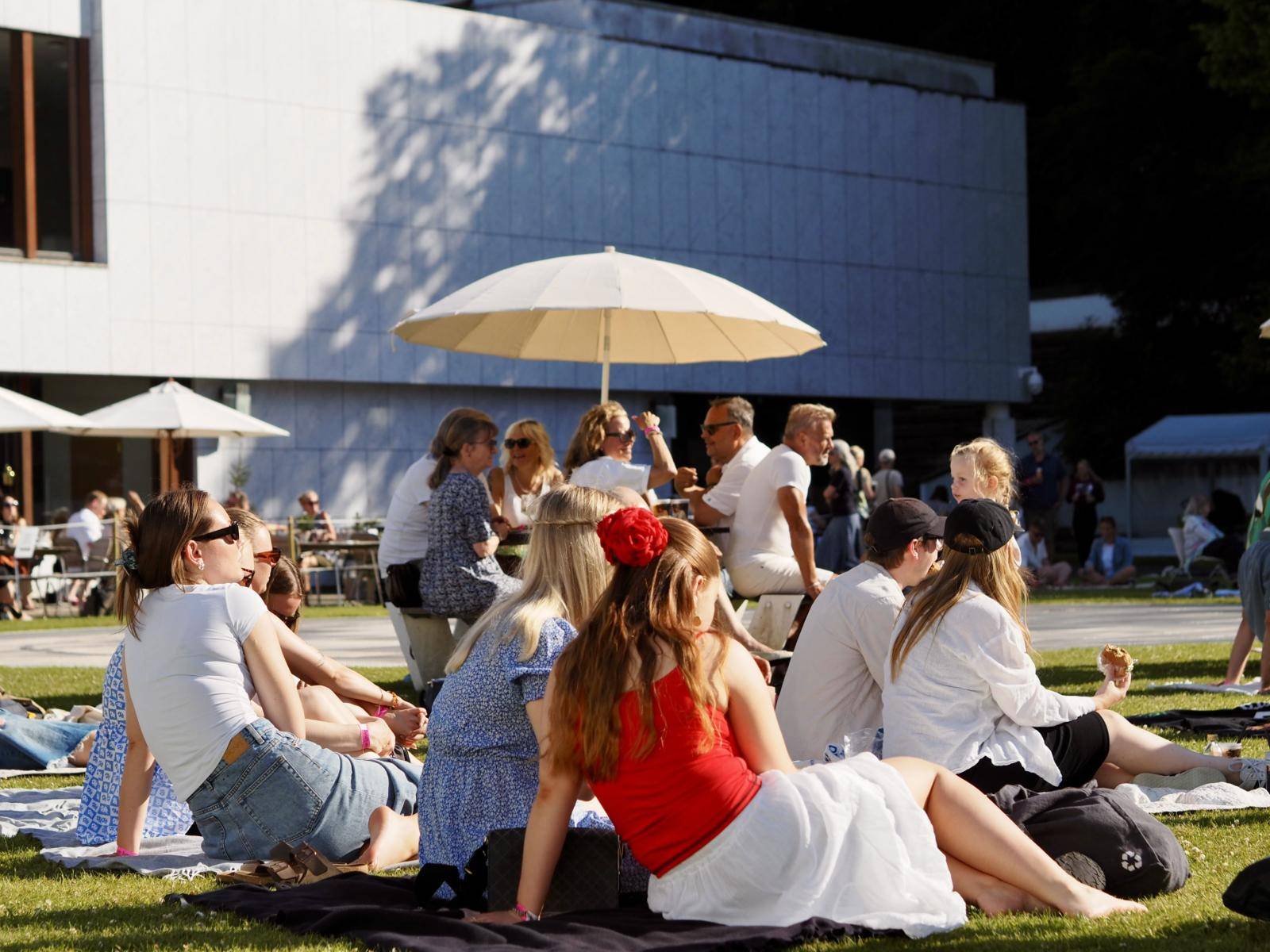 Summer Lounge